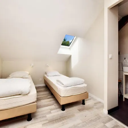 Fine Group House With Sauna Garden, Cleaning Included * Chiny