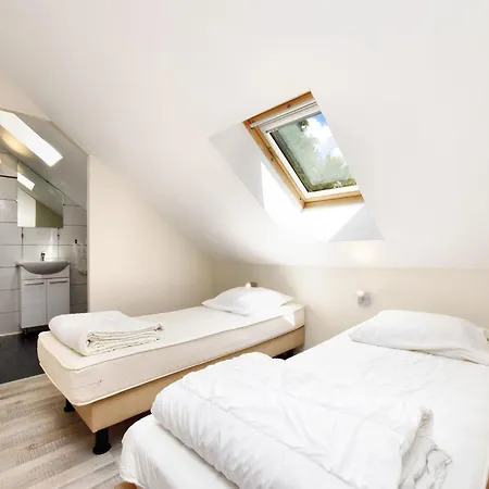 Fine Group House With Sauna Garden, Cleaning Included Feriehus