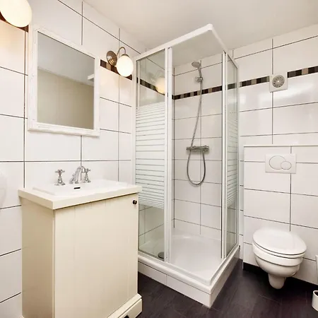 Fine Group House With Sauna Garden, Cleaning Included Feriehus Chiny